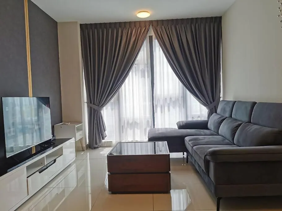 Cardiff 3 Bedroom Millerz Square, Midvalley Kuala Lumpur
